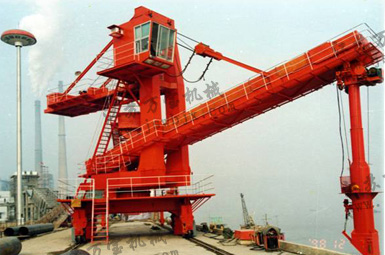直線(xiàn)移動(dòng)式裝船機
